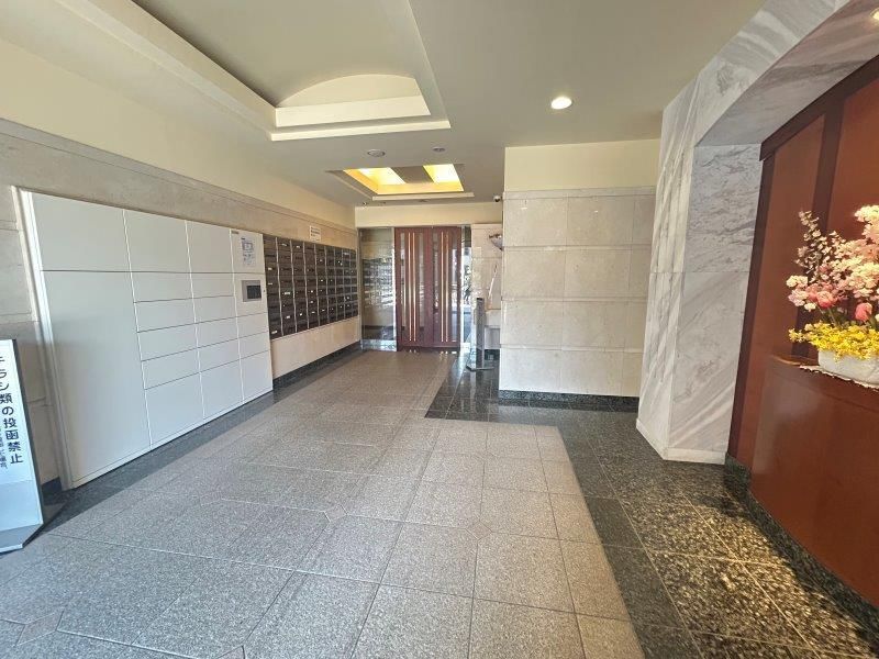 3LDK Apartment for Sale in Taito, Tokyo - 66m² Top Floor - Thumbnail 4