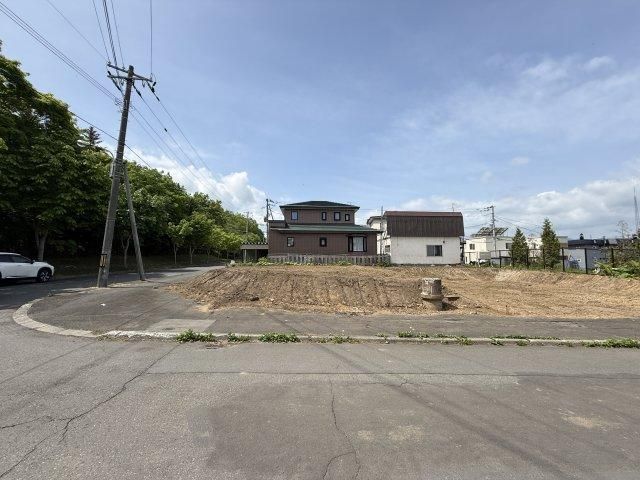 202.4m2 Corner Land for Sale in Toyohira, Sapporo - Thumbnail 3