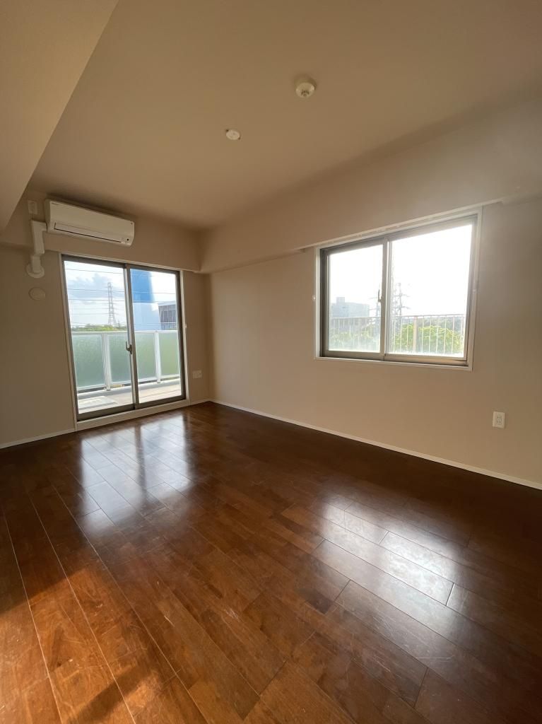 4LDK Apartment for Sale in Tsuzuki Ward, Yokohama - Thumbnail 2