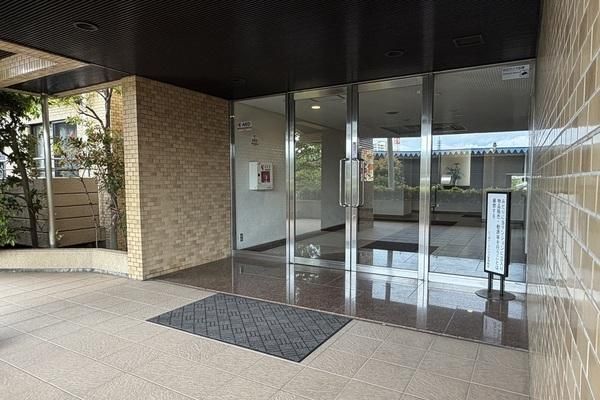 3LDK Apartment for Sale in Nishi Ward, Yokohama - 78.56m2 - Thumbnail 4