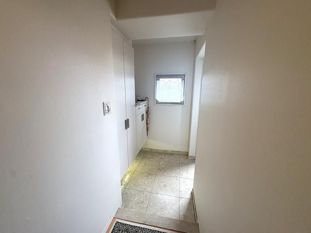 3LDK Corner Apartment for Sale in Mito, Ibaraki - Thumbnail 3