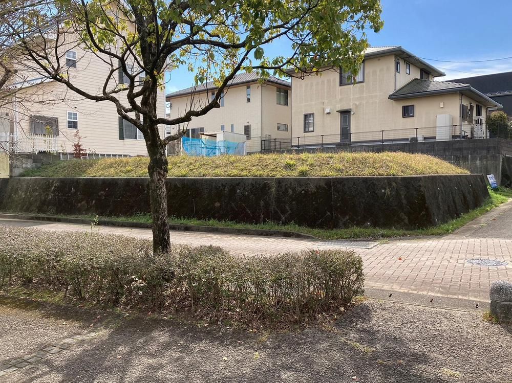 Corner Residential Land for Sale in Hanayamanishi, Miyazaki City - Thumbnail 3