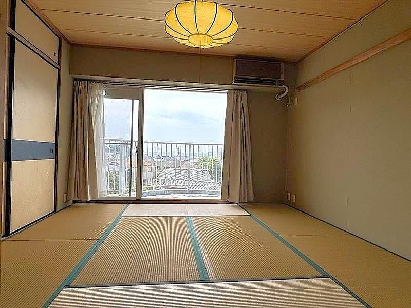 1DK Apartment for Sale in Katsuura, Chiba Near Kazusa-Okitsu Station - Thumbnail 2