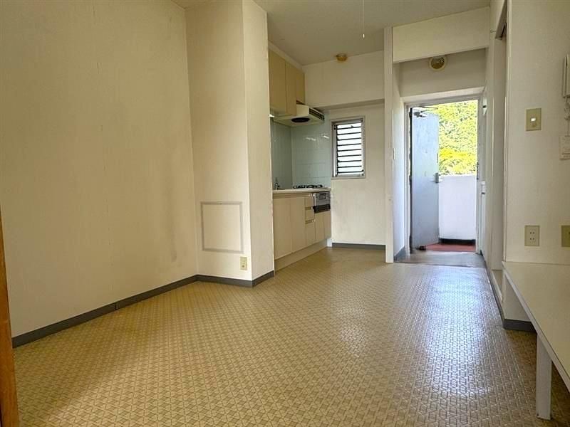 1DK Apartment for Sale in Katsuura, Chiba Near Kazusa-Okitsu Station - Thumbnail 4