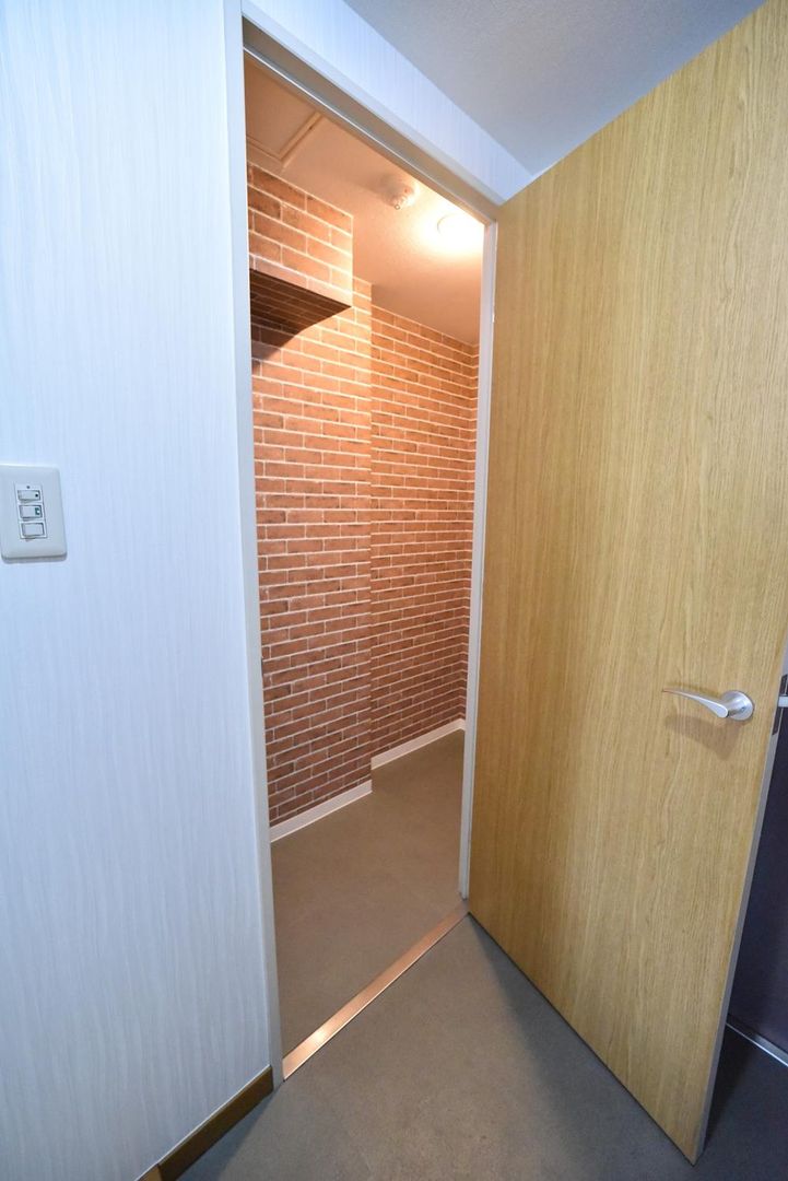 Renovated 3LDK Apartment in Sendai's Aoba Ward - Thumbnail 3