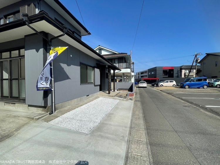 Renovated 3LDK House for Sale in Miyazaki City near Minami-Miyazaki Station - Thumbnail 3