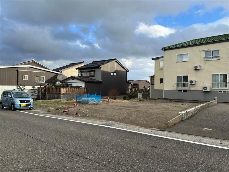 122.31 sqm Land for Sale in Joetsu, Niigata - Thumbnail 2