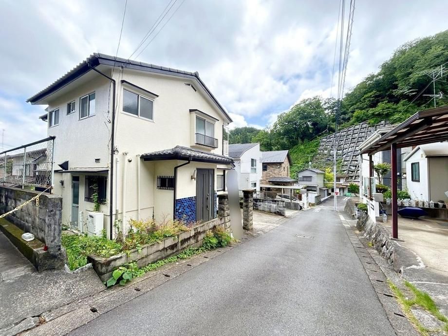 5LDK House for Sale in Hachioji, Tokyo - 107.68 sqm - Thumbnail 3