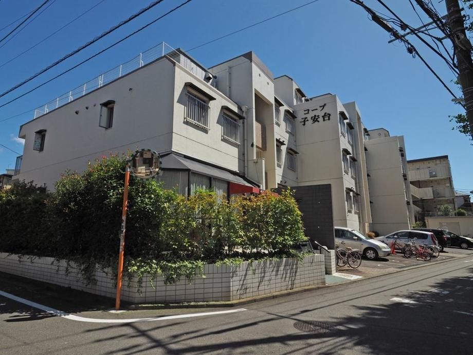 3LDK Corner Apartment for Sale in Kanagawa Ward, Yokohama - Thumbnail 3