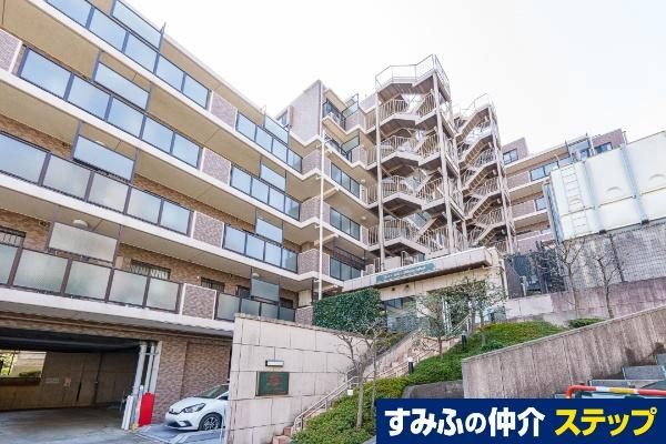Lions Hills Miyazakidai - Renovated 1R+S Apartment in Kawasaki - Image 1