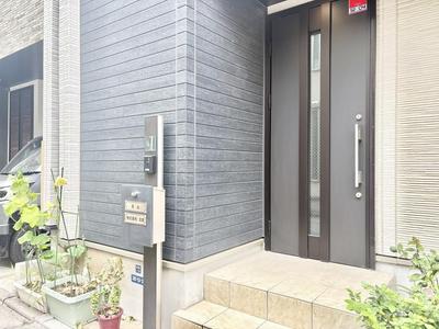 2LDK+S Detached House in Akabane, Kita-ku, Tokyo - 99.8M JPY — Front_door, Kita, Tokyo
