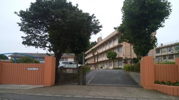5DK House for Sale in Mito, Ibaraki - 246 sqm Land, 121 sqm Building - Thumbnail 2