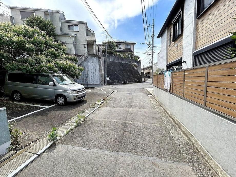 Land for Sale in Shinoharadai-cho, Kohoku, Yokohama - 40.59 sqm - Thumbnail 3