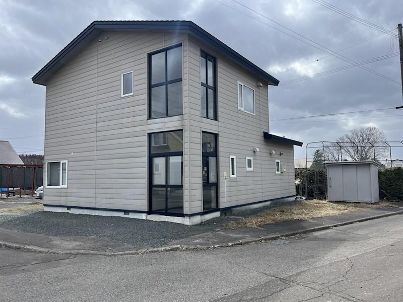 4LDK House in Kitami City, Hokkaido - 125m2 on 398m2 Land - Thumbnail 2
