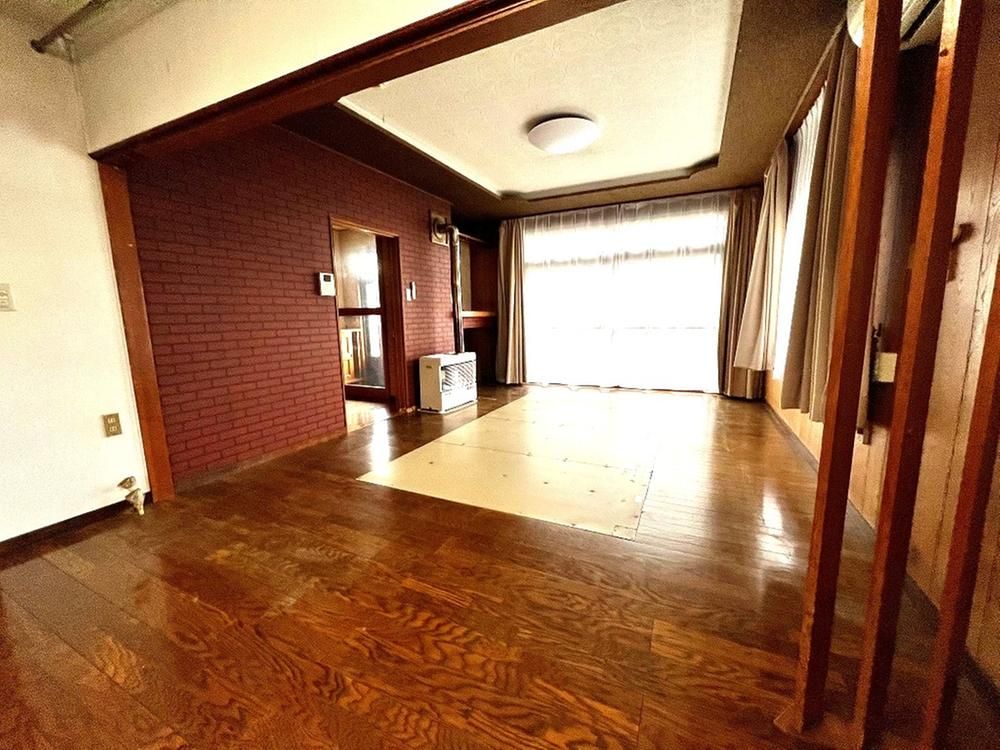 4LDK House for Sale in Bibai, Hokkaido - 353.9 sqm Land - Thumbnail 3