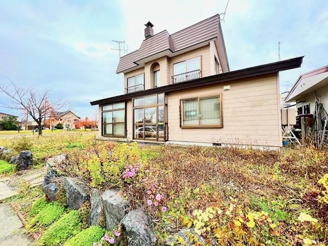 4LDK House for Sale in Bibai, Hokkaido - 353.9 sqm Land - Thumbnail 2