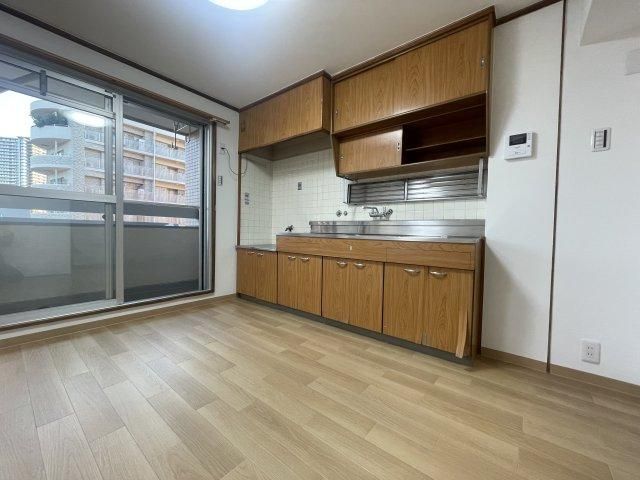 1LDK Apartment for Sale in Kita Ward, Osaka - Thumbnail 3