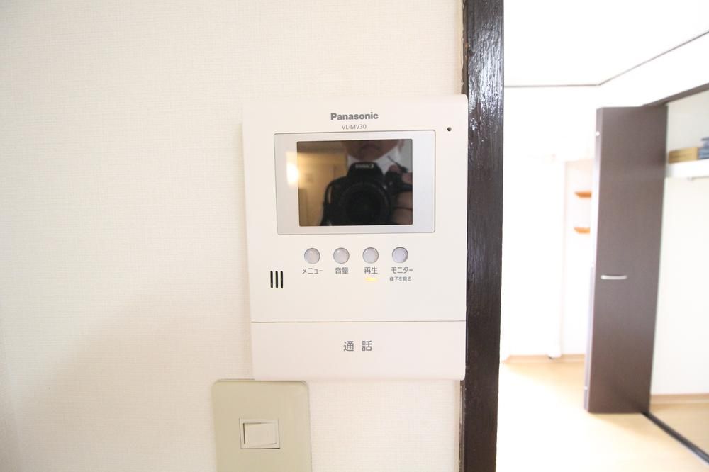 1DK Apartment for Sale in Tsurumi-ku, Yokohama – 31.5m², Near Station - Thumbnail 2