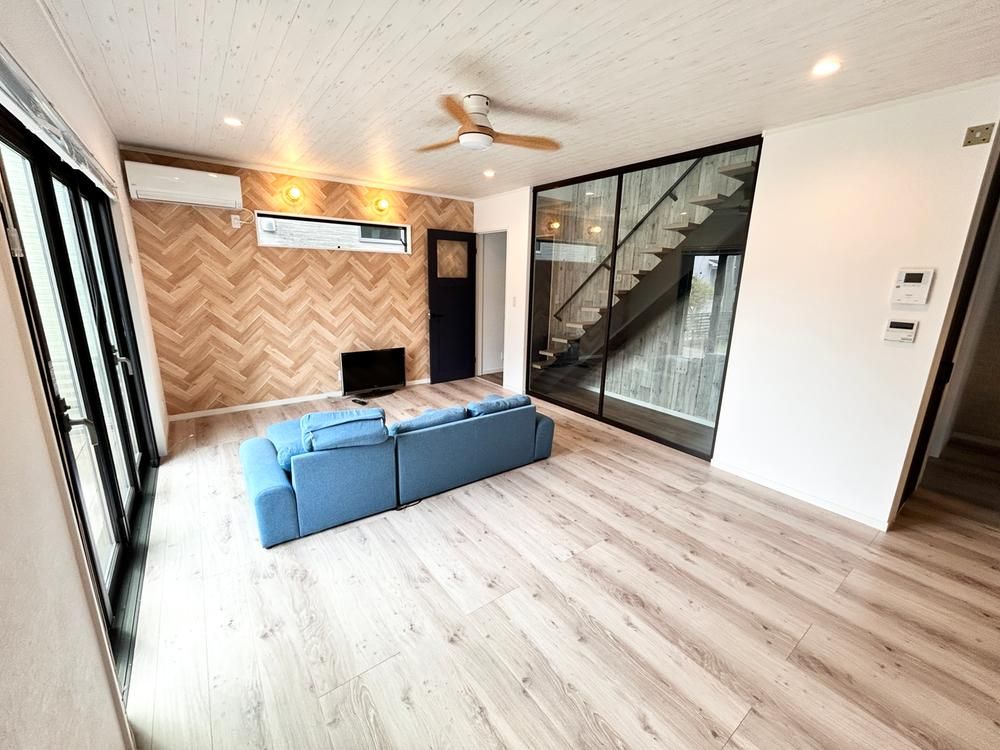 Modern 3LDK House in Chiba with Panasonic Technostructure - Thumbnail 4