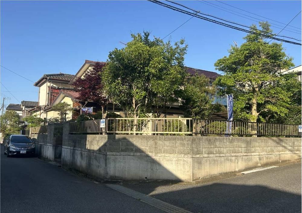 4LDK+S House for Sale in Midori-ku, Chiba City - 101 sqm - Thumbnail 2