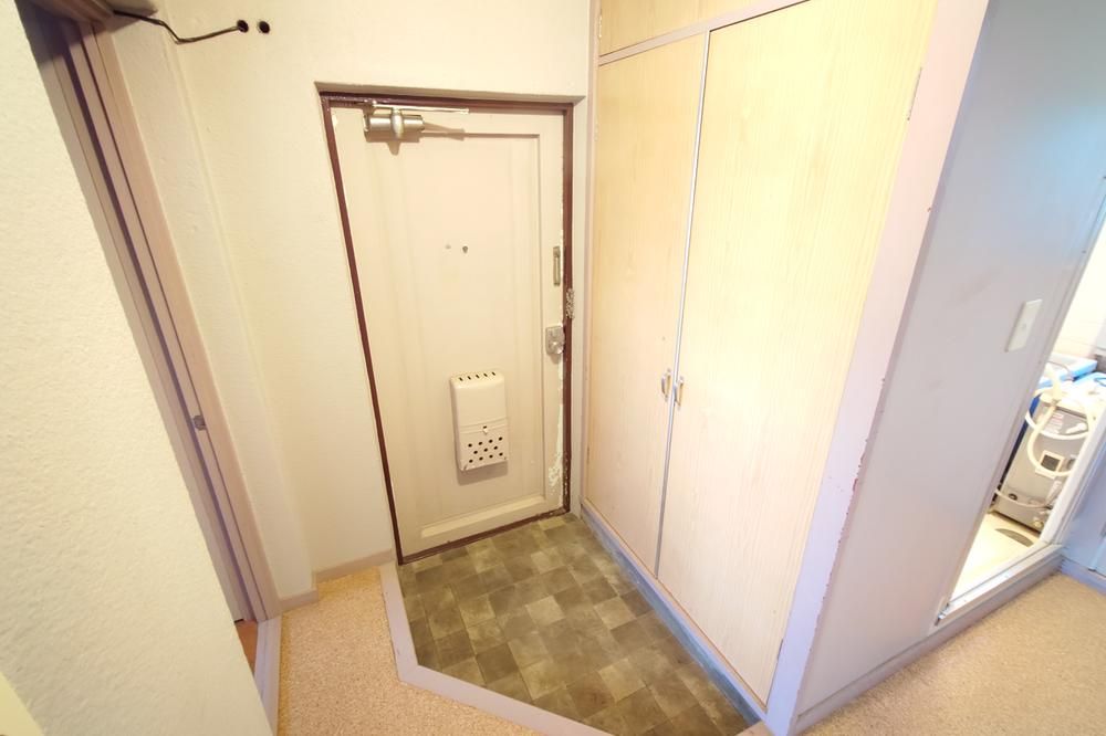 2LDK Apartment for Sale in Isehara, Kanagawa - 48.98m² - Thumbnail 3