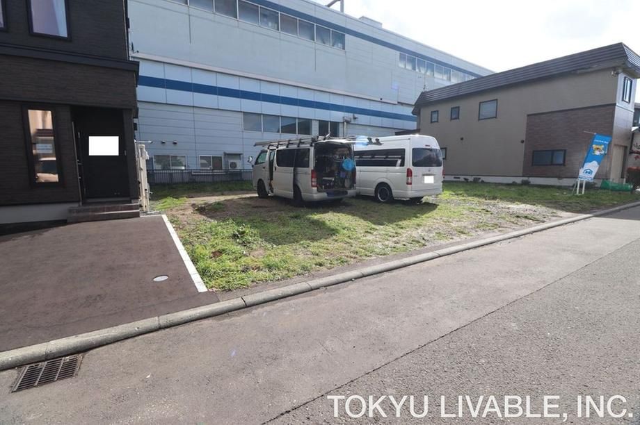Land for Sale in Kita Ward, Sapporo Near Shinkawa Station - Thumbnail 2