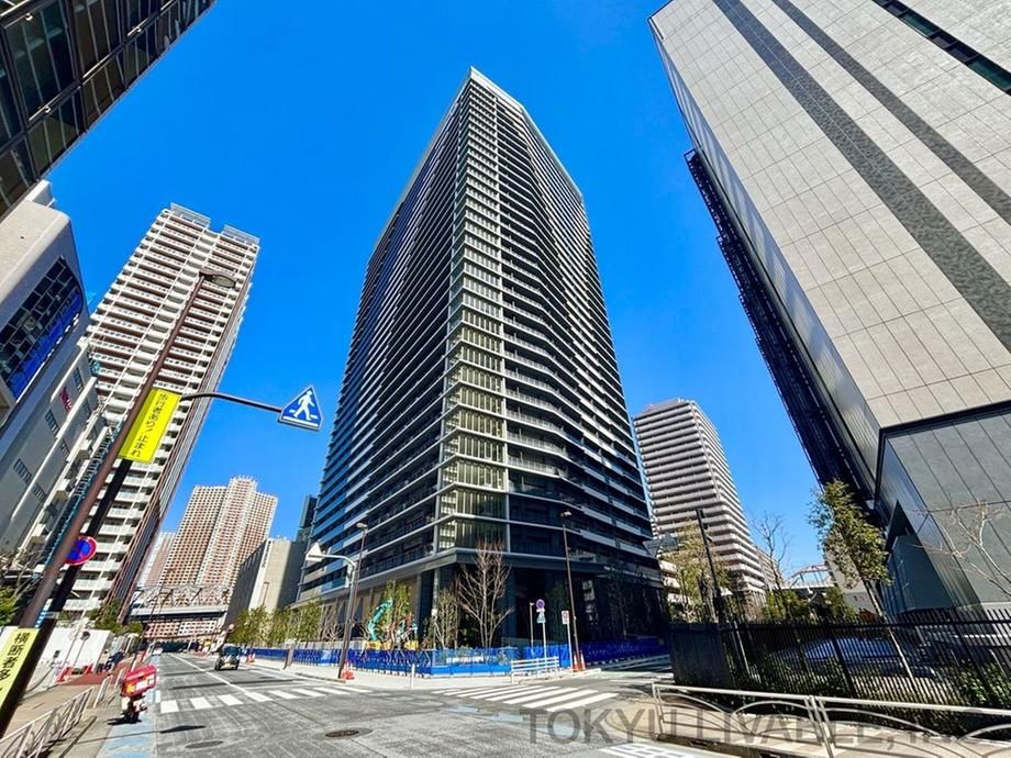 New 1LDK Apartment for Sale in Minato-ku, Tokyo - Thumbnail 2