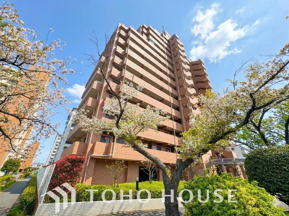 3LDK Apartment for Sale in Funabashi, Chiba - 61.3m2 - Image 1