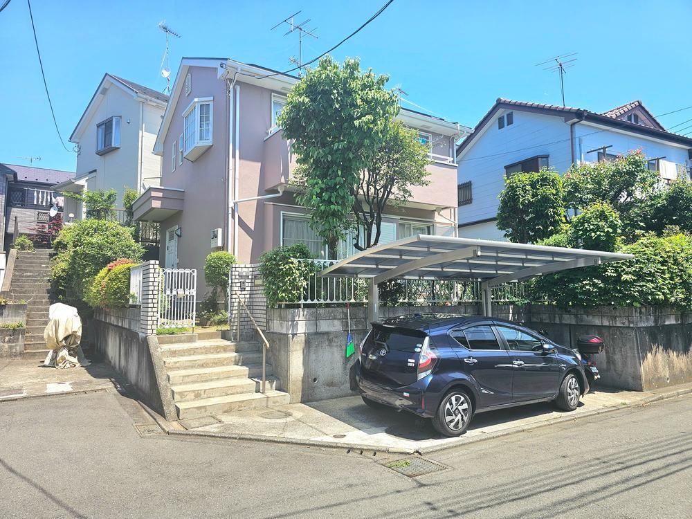 Spacious 3LDK House with Solar Power in Machida, Tokyo - Thumbnail 3