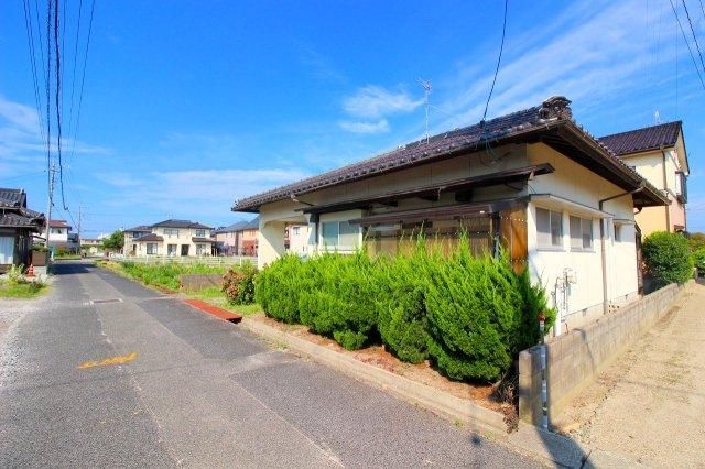 2LDK Resale House in Yonago City, Tottori - Thumbnail 2