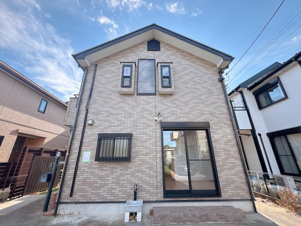 Renovated 3LDK House for Sale in Machida, Tokyo - Thumbnail 2