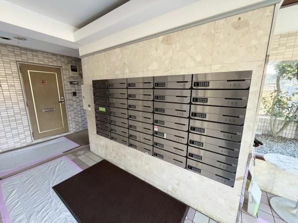 3LDK Apartment for Sale in Taihaku-ku, Sendai, Miyagi - 56m² - Thumbnail 3