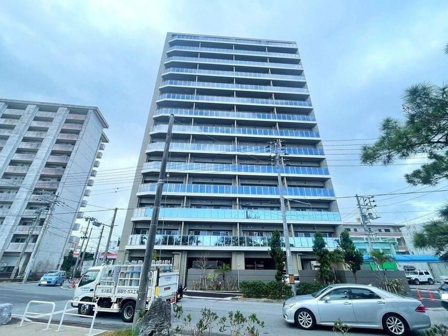 Penthouse Apartment for Sale in Naha, Okinawa - 3LDK Ocean View - Image 1