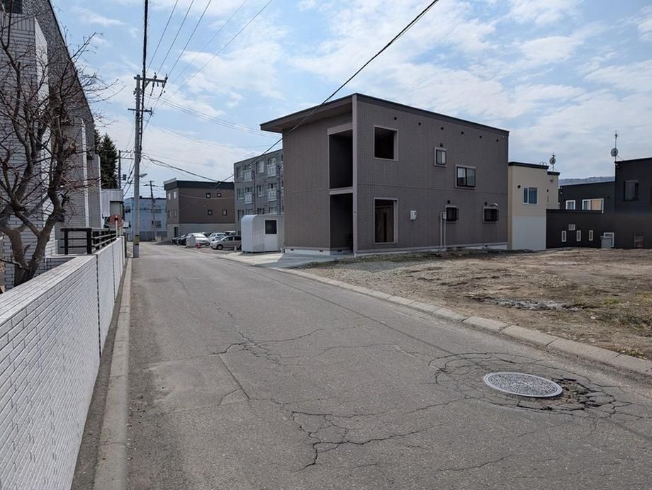 Land for Sale in Minami-ku, Sapporo - 327.75 sqm - Thumbnail 4