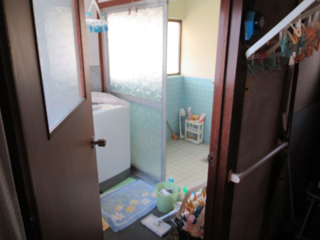 1977 Wooden House on 349m² Land in Yamaguchi City - Aio Futoshima - Thumbnail 4