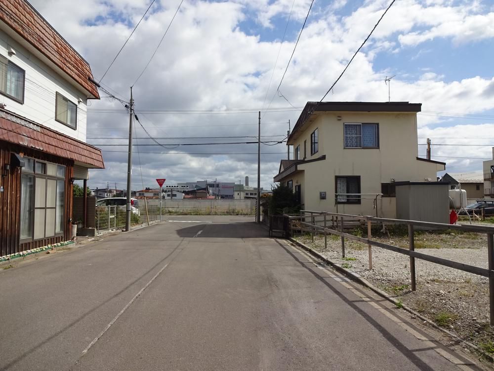 Land for Sale in Hakodate, Hokkaido - 214.92m2 - Thumbnail 2
