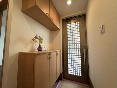 Renovated 4LDK House in Yokohama Isogo-ku Near Yōkōdai Station - Thumbnail 2