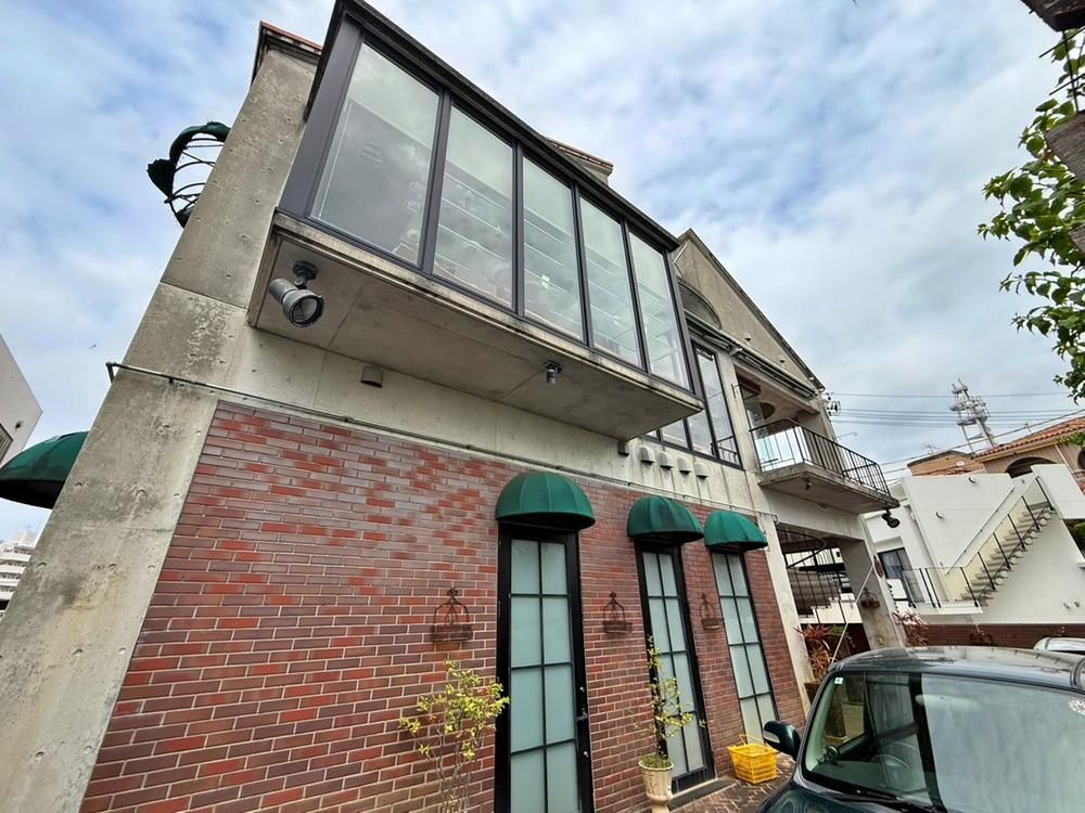 4LDK RC House for Sale in Omoromachi, Naha, Okinawa - 342 sqm - Thumbnail 4