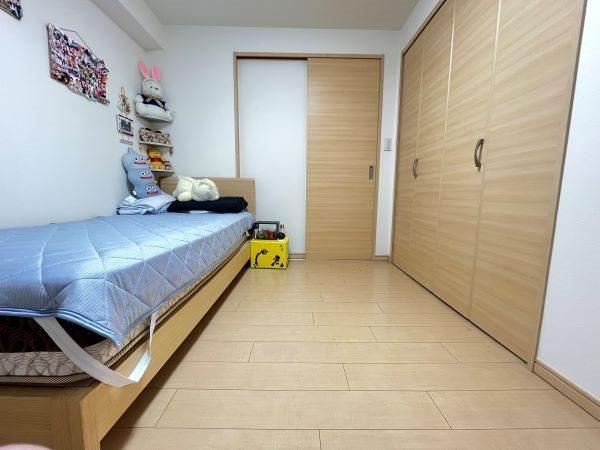 3LDK Apartment in Yokohama City, Konan Ward - 73.43 sqm - Thumbnail 4