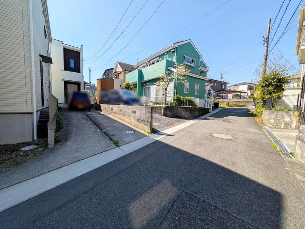 4LDK Detached House for Sale in Hadano, Kanagawa - Thumbnail 2