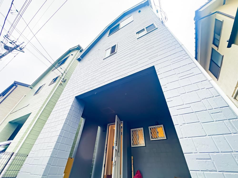 3LDK Resale House for Sale in Fuchu City, Tokyo - Thumbnail 2