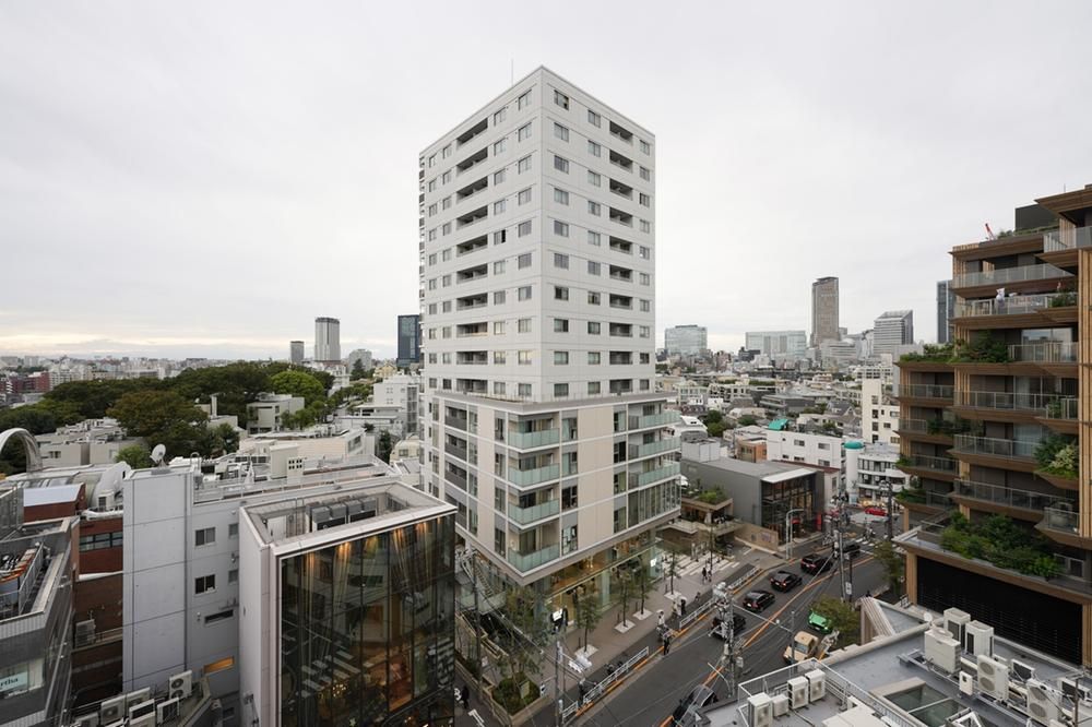 The Conoe Daikanyama 1LDK Apartment for Sale in Shibuya-ku, Tokyo - Thumbnail 2