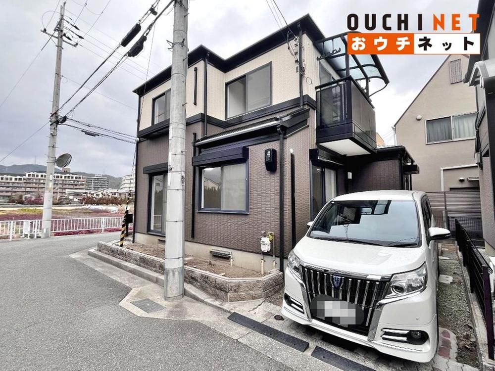 Renovated 3LDK House for Sale in Takarazuka, Hyogo - Thumbnail 2
