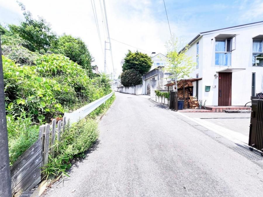 4LDK House in Utsunomiya with 298.58m2 Land - Thumbnail 3