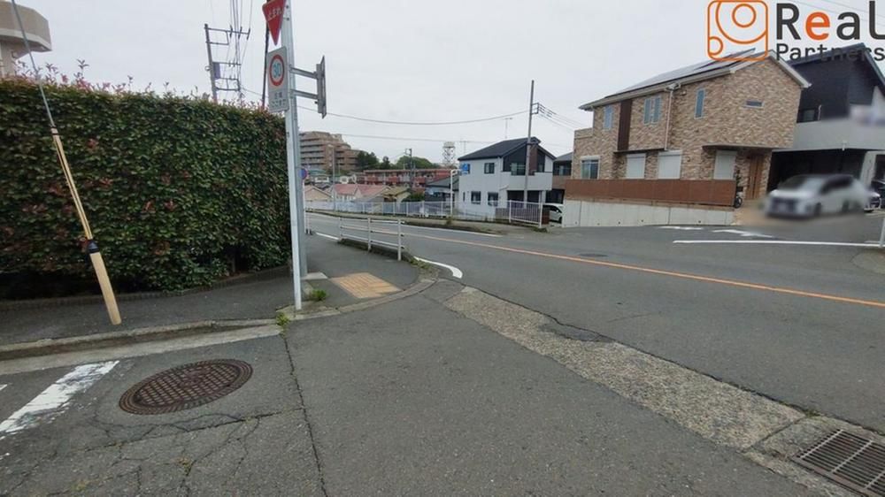 3LDK Apartment for Sale in Yamato City, Kanagawa - Thumbnail 3
