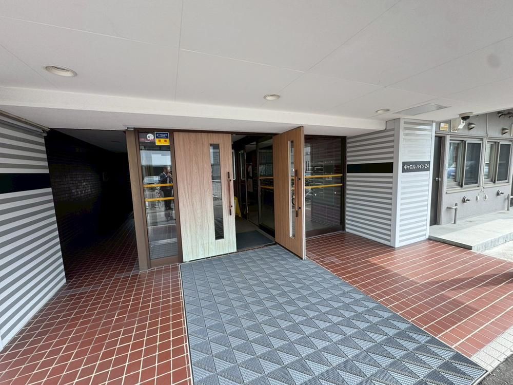2DK Apartment for Sale in Sapporo Nishi-ku, 31.35m2, 4.4M Yen - Thumbnail 2