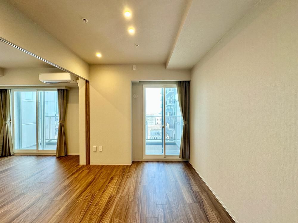 1LDK Apartment for Sale in Sapporo, Hokkaido - 42.71m2 - Thumbnail 2