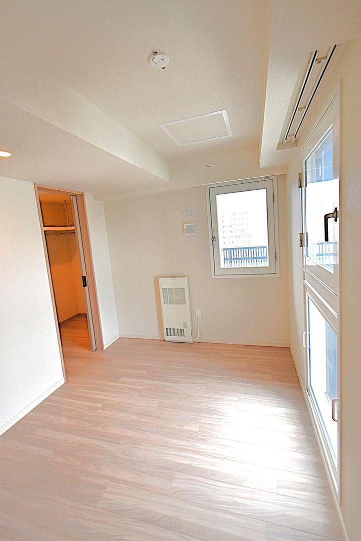 3LDK Apartment for Sale in Sapporo Chuo Ward - 75.56m² - Thumbnail 3