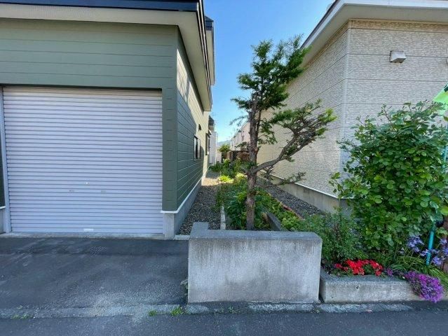 Renovated 5LDK House in Sapporo Kita-ku 179.56 sqm Land - Thumbnail 4
