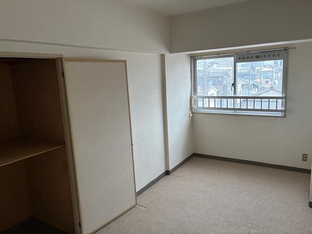 4DK Apartment for Sale in Funabashi, Chiba - 68m2 - Thumbnail 4